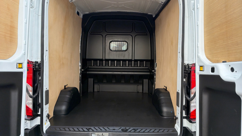 Ford Transit 350 L3 Diesel Fwd 2.0 EcoBlue 130ps H2 Trend Double Cab Van